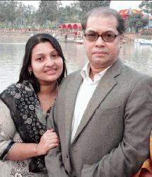 বাবা নেই, তারপরও সম্মাননা প্রাপ্তি’তে গর্বিত কন্যা