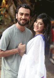 তানভীর-নীলাঞ্জনা নীলার ‘অন্তর্বর্তী’