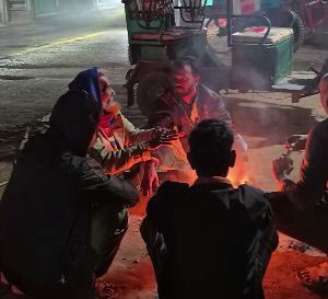 কটিয়াদীতে মৃদু  শৈত্য প্রবাহে জনজীবন বিপর্যস্ত