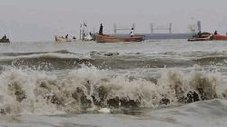 সমুদ্র বন্দরে ৩ নম্বর স্থানীয় সতর্ক সংকেত