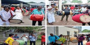 কটিয়াদীতে পাঁঁচ শত বছরের ঐতিহ্যবাহী বাংলাদেশের সর্ববৃহৎ ঢাকের বাজার