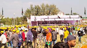 বরিশালে প্রধানমন্ত্রী, উৎসবমুখর পরিবেশে শুরু আ.লীগের জনসভা