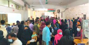 করোনা প্রতিরোধে ১১ দফা নির্দেশনা, হাসপাতালেই স্বাস্থ্যবিধি উপেক্ষিত