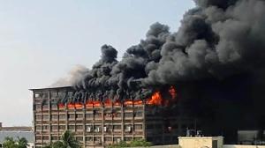 চট্টগ্রাম ইপিজেডে আল হামিদ টেক্সটাইল কারখানায় ভয়াবহ আগুন, নিয়ন্ত্রণে ১৬ ইউনিট