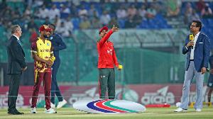 ওয়েস্ট ইন্ডিজের বিপক্ষে টস হেরে বোলিংয়ে বাংলাদেশ