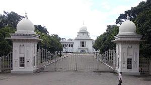 ৫ ব্যাংক একীভূত করার সিদ্ধান্ত চ্যালেঞ্জ করে হাইকোর্টে রিট