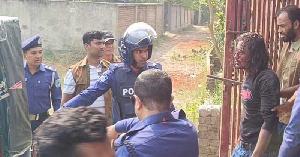 ‘তৌহিদী জনতা’র হামলা: আবুল সরকারের তিন সমর্থক আহত